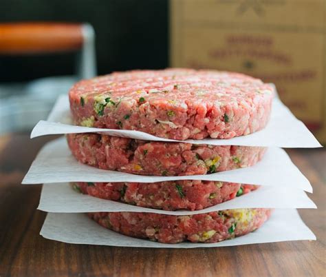 HAMBURGER PATTIES (93 LEAN GROUND BEEF) Kohn's Kosher